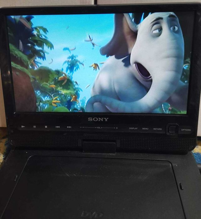 Sony DVP - FX970 Portable DVD Player 9"