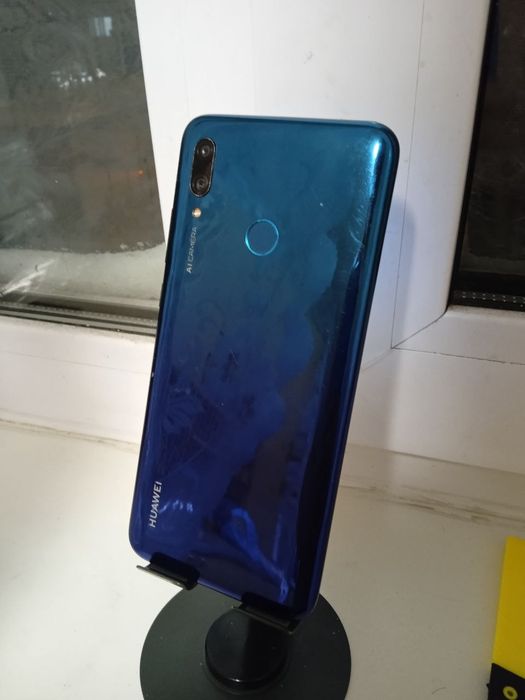 Продам Huawei p smart 2019