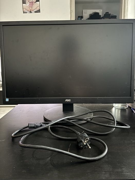 Монитор AOC  23,6
