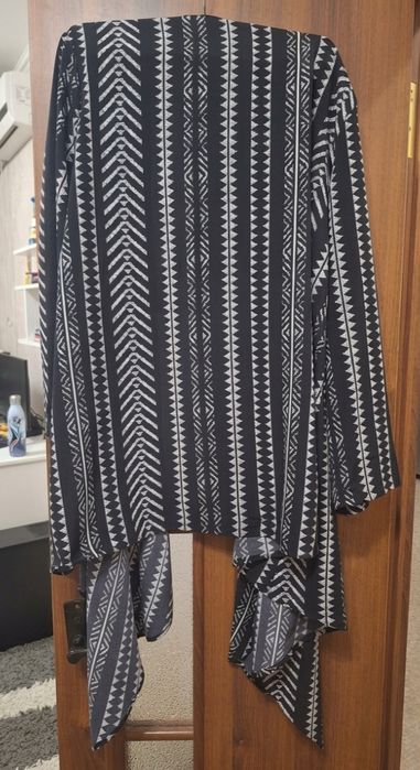 Продам женский костюм