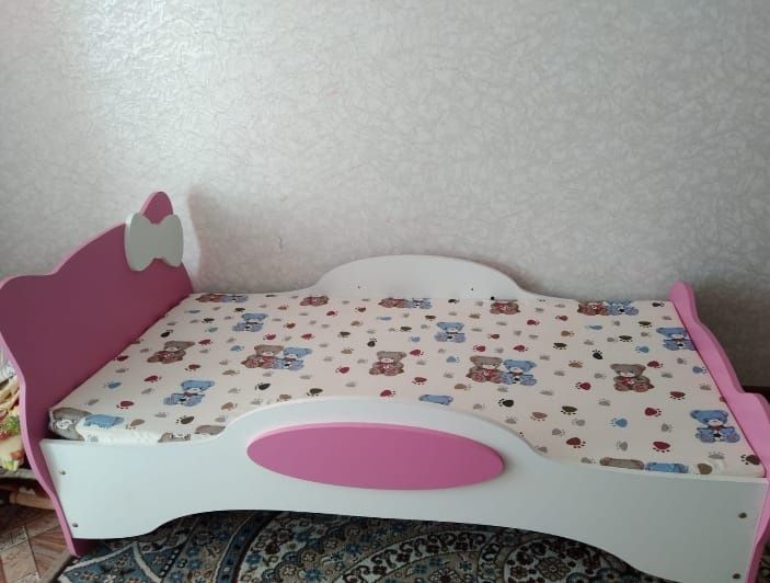 Детская кровать для девочки