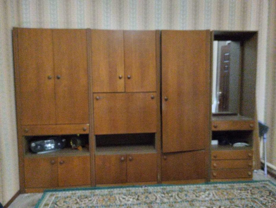 Шкаф ёнғоқ материални