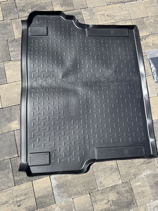 Полик в багажник тлк прадо 150