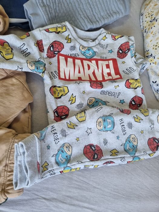 Lot 9 compleuri bebe,mar 80 ,in stare buna si f buna