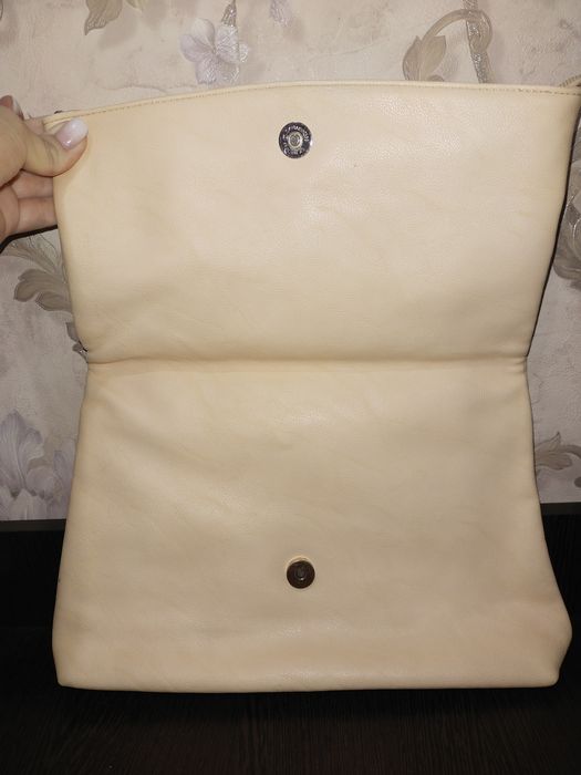 Продается сумка-клатч