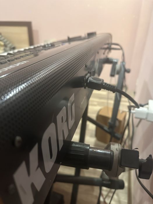 Корг korg kronos 2 61 keys
