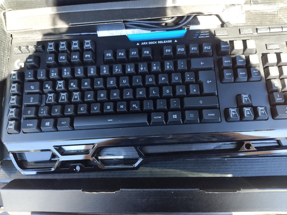 Геймърска клавиатура Logitech G910 Orion Spark с RGB подсветкa