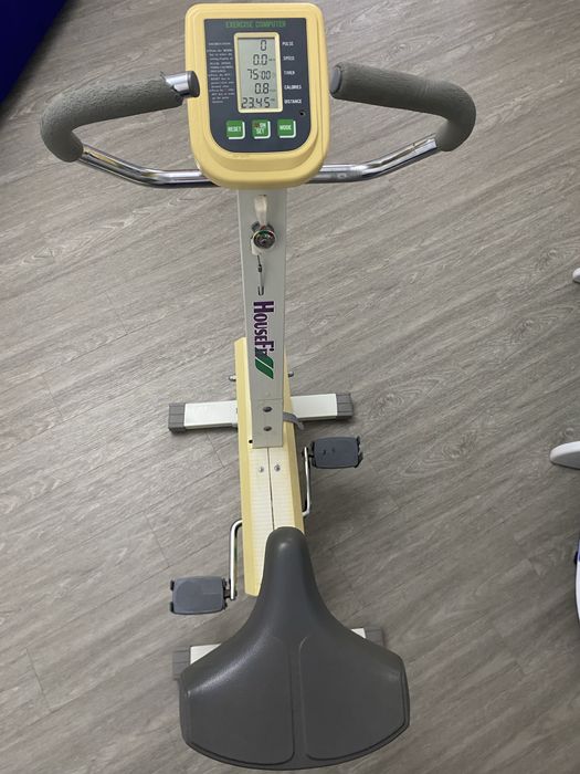 Велотренажер для фитнеса