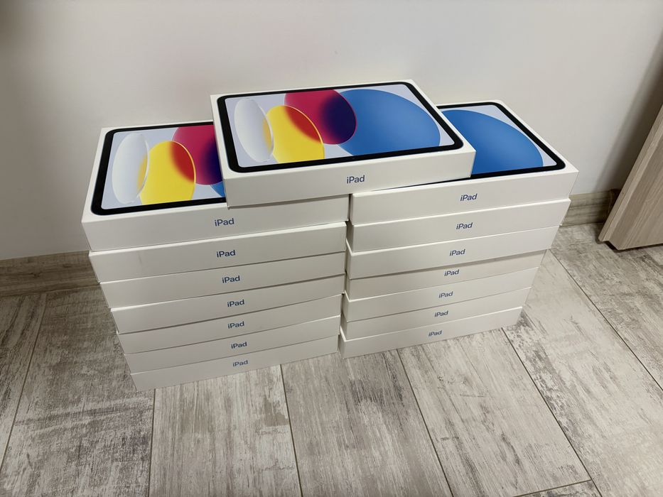 Cutii iPad generatia 10
