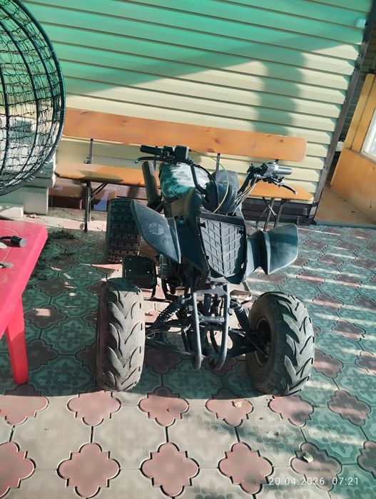 Квадроцикл 150кубов на ходу