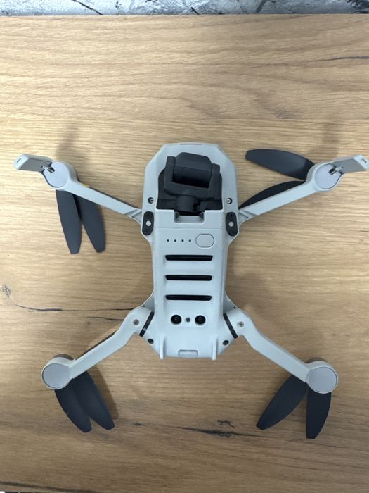 Дрон DJI Mini 2  Fly More Combo