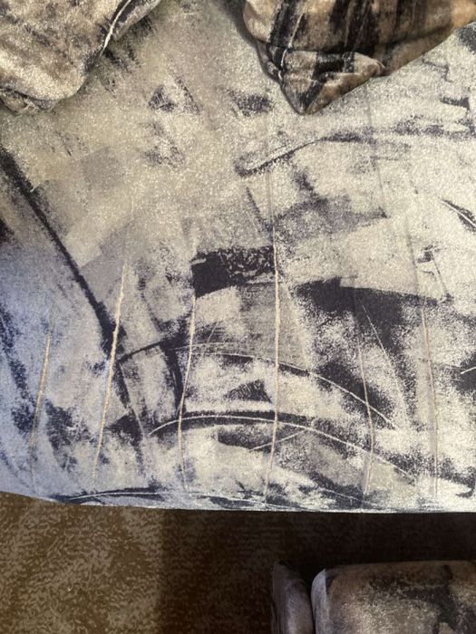 Продавам Холова гарнитура.