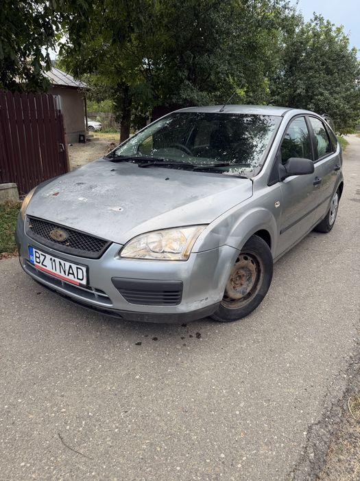 30 de milioane! Ford Focus 1.6tdci volan dreapta!