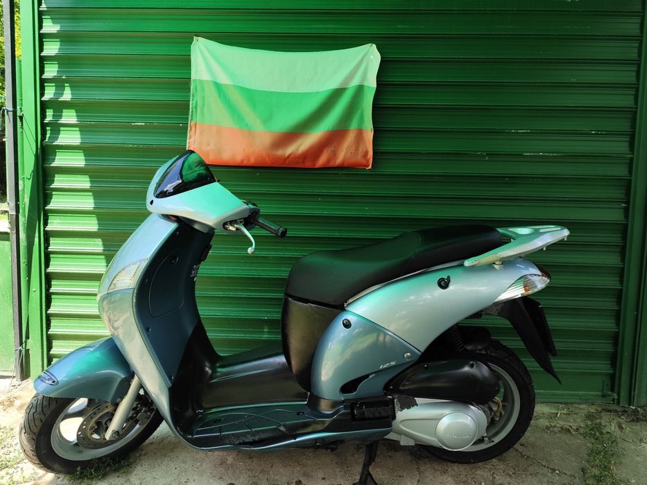 Скутер Хонда Q 1250.  Honda  Q 125