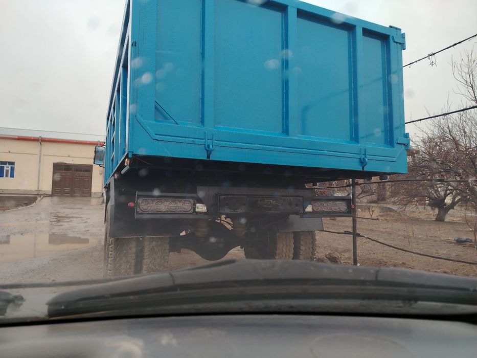 Zil sotiladi 1990-yil