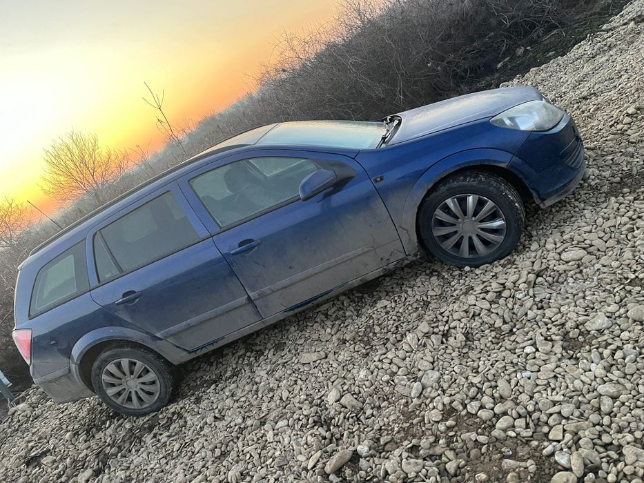 Dezmembrez opel astra h 1.7 cdti 74kw 101 cp