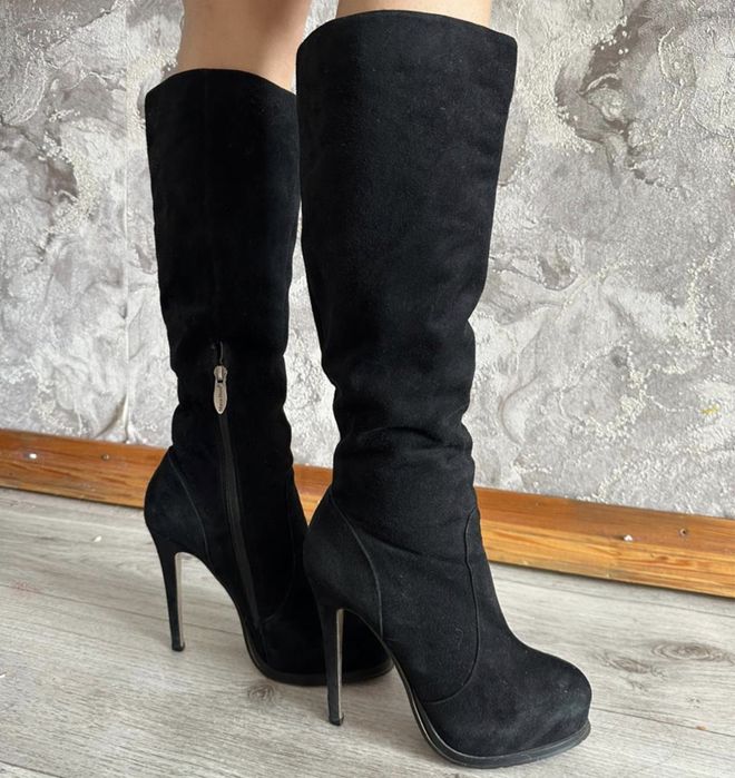 Продам сапоги замша