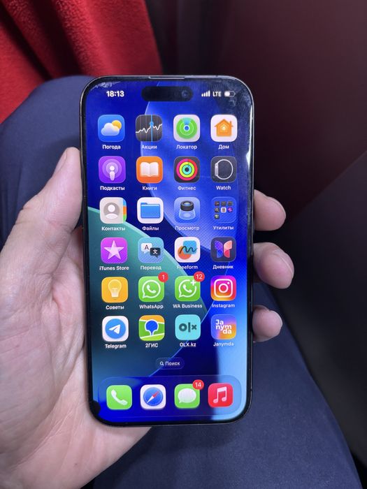 Продам iphone 15 pro все работает без ремонта