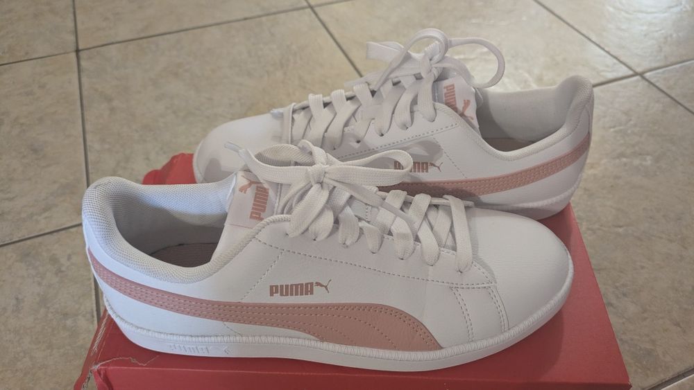 Бели кецове Puma