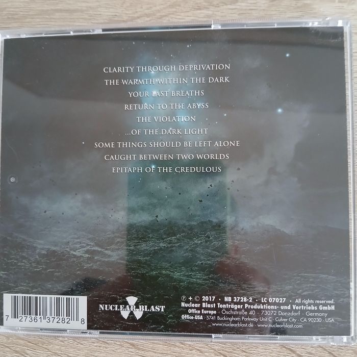 Компакт дискове нови