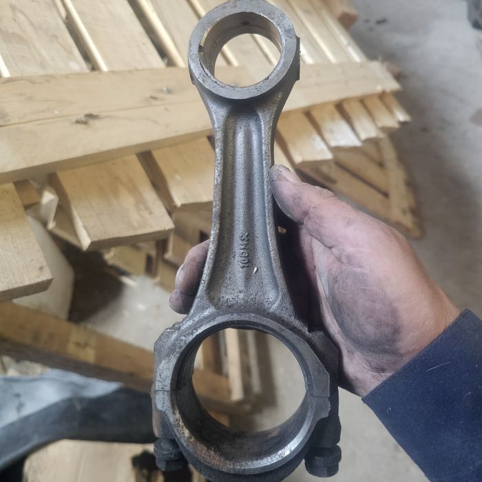 Запчасти от трактора Buhler