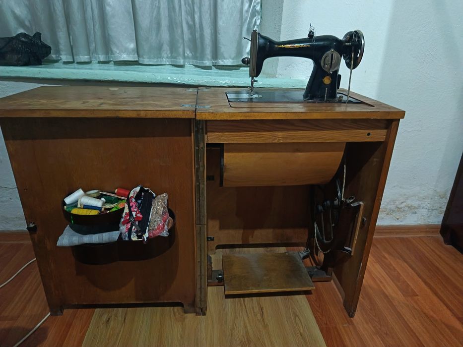 Швейная машинка.