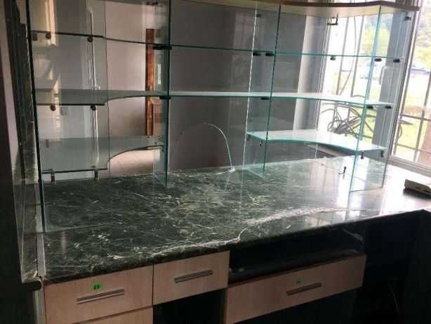 Mobila Farmacie Librarie Piese Auto