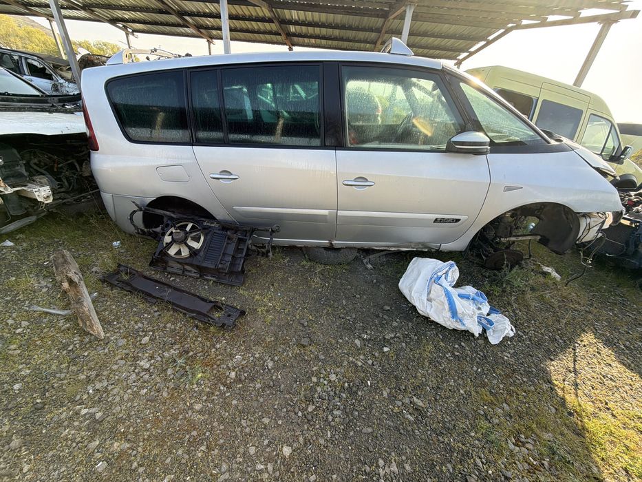 Renault Grand Espace на части