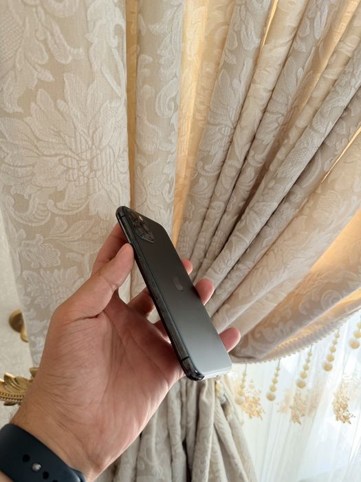 iPhone 11 Pro 64Gb - В отличном состоянии
