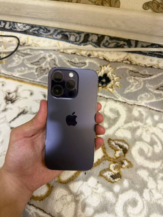 iPhone 14 pro.