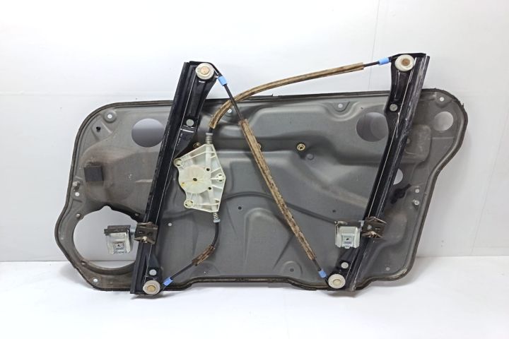 Macara usa stsnga fata 1J4837729BB Volkswagen VW Golf a 4-a generatie