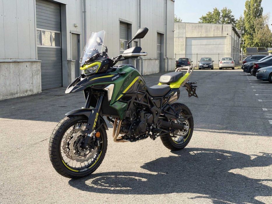 Мотоцикл Benelli TRK 702X