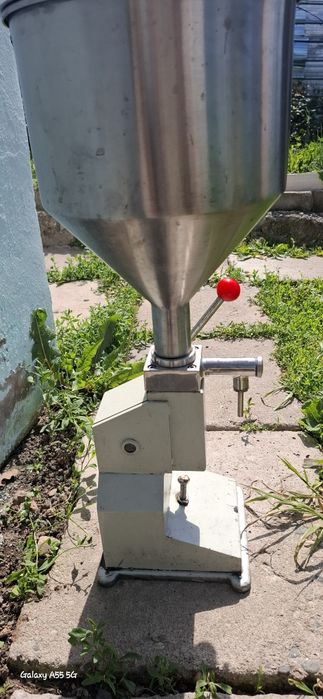 Дозатор для разлива от 20гр до 100гр