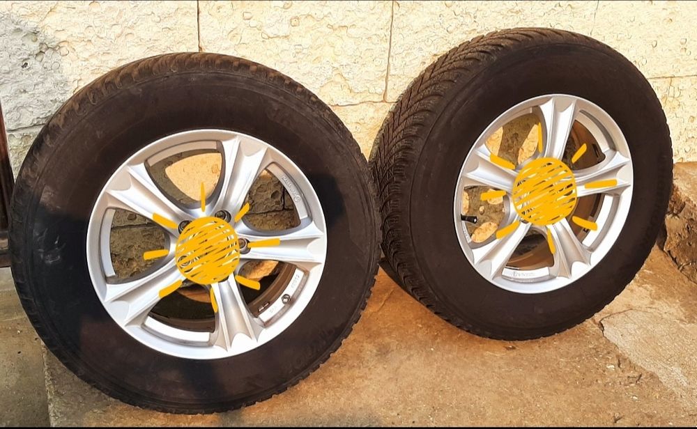 Гуми Hankook 215/70/16 - 4броя~5мм.