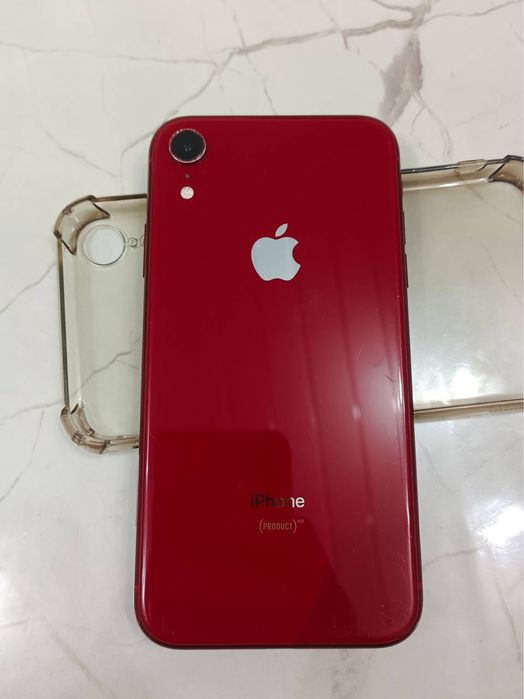 Айфон хр 100/64.