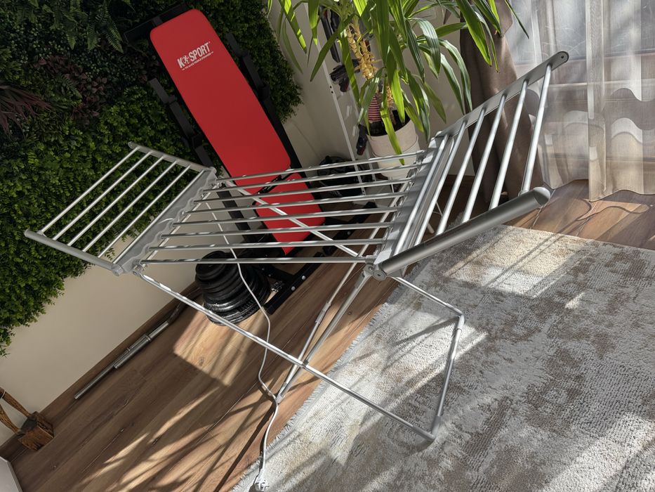 Електрически сушилник за дрехи