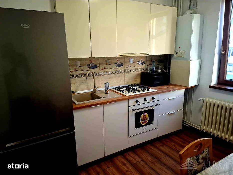 Apartament cu 2 camere si balcon de vanzare, strada Bizusa, Cluj-Napoc — fotografia 1