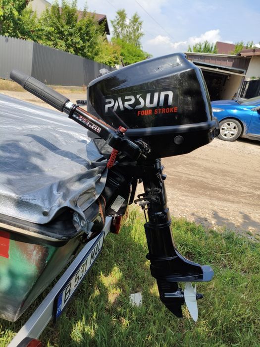 Vând sau schimb cu Cabinata.