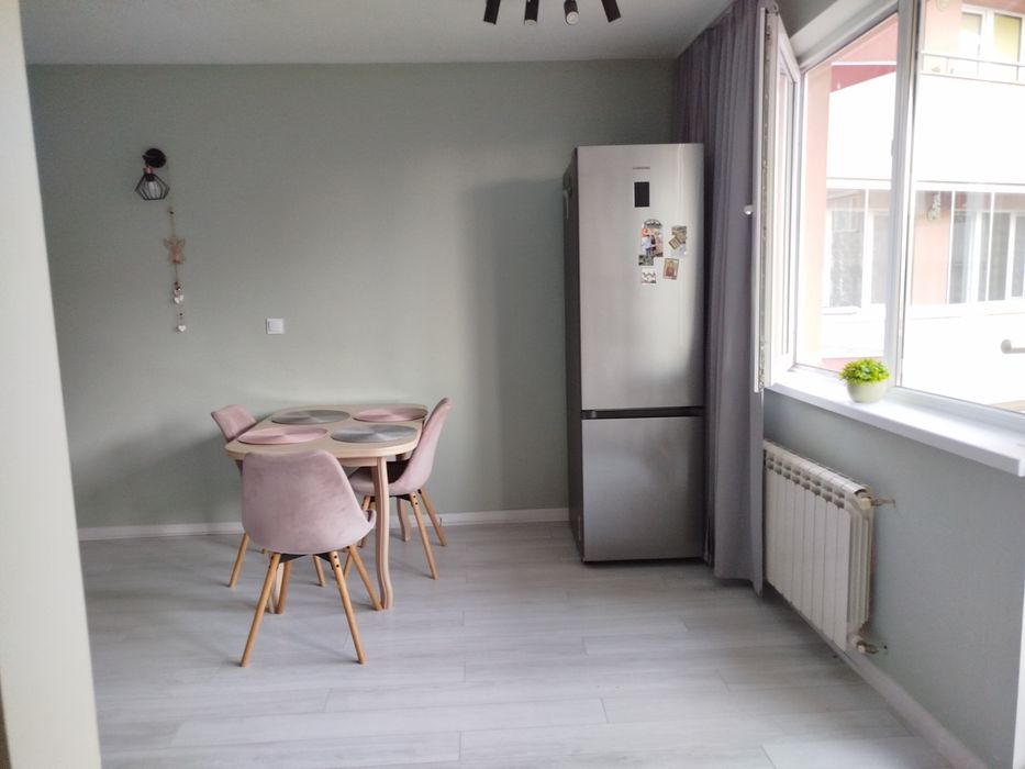 Дава се под наем Тристаен апартамент в София, Овча купел 1 - 100 кв.м за 765 € - Снимка #1