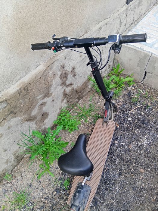 Кугооо Самокат продам