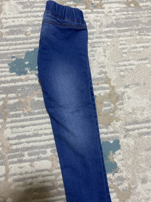 Продам новые джинсы