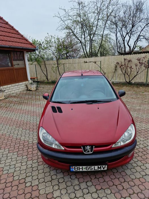 Mașină Peugeot 206 an 2003 motor 1.4 l  UNIC PROPRIETAR