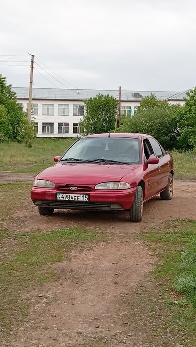 Продам форд мондео 1