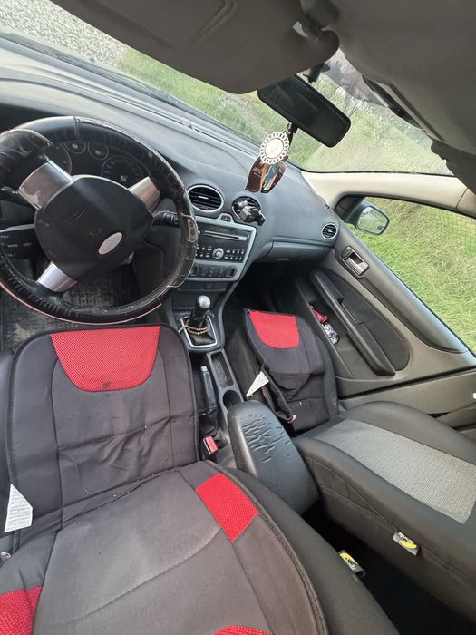 Vând Ford Focus
