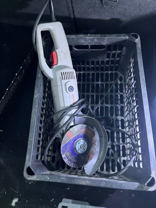 Продам электроинструмент