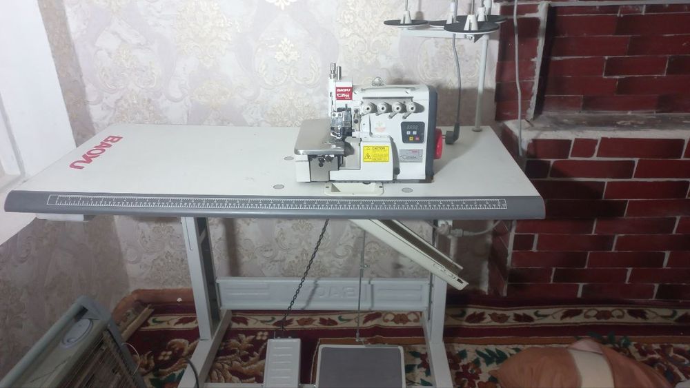 Averlo sotiladi
Холати: Янги хали ишлатилинмаган чоклари Хар хил 
Ма