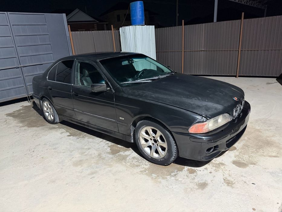BMW e39 523i сатылады