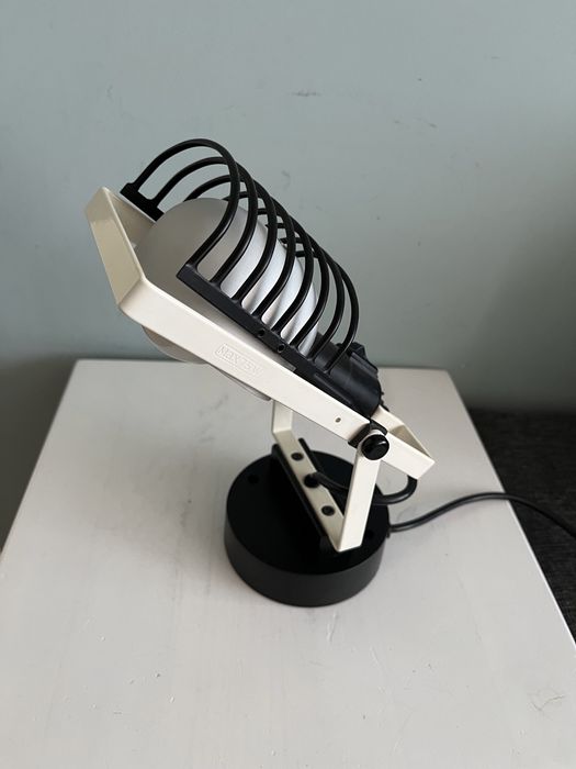 Настолна лампа / Artemide / 70-те