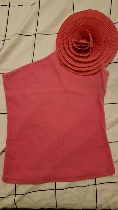 Maieu cu floare fucsia