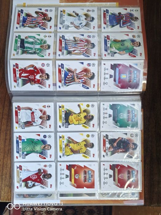 Продавам Албум Match Attax Extra 25/26